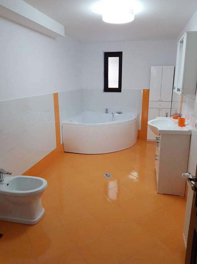 Pensiunea Casa Rumpel Gura Humorului Exterior foto
